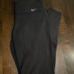 Women’s Nike Dri Fit Full Length Black Leggings Medium